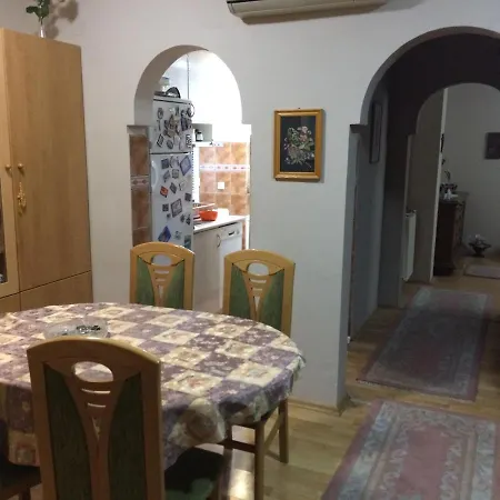 Apartment Gloria